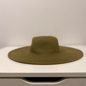 J.Crew Dark Green Oversized Floppy Straw Sun Hat